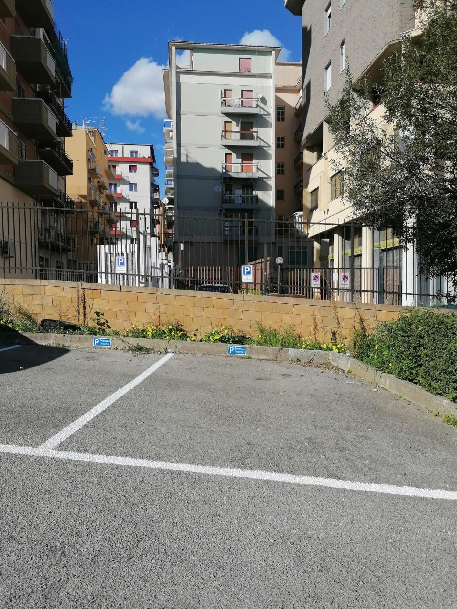 Casa Vacanze HOME Caltanissetta Exterior foto